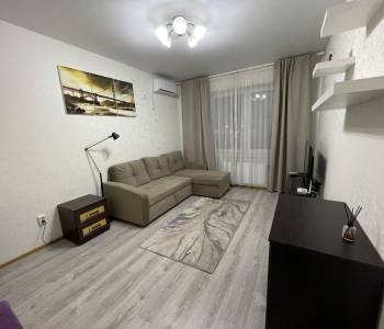 Сдается 1-комнатная квартира, 41 м²