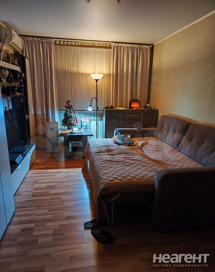 Продается 1-комнатная квартира, 34 м²