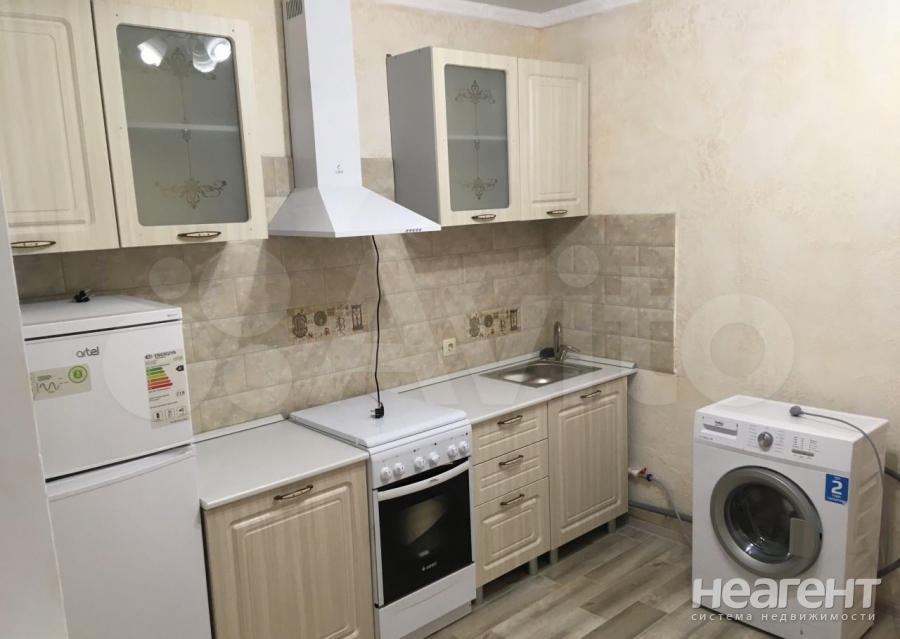 Сдается 1-комнатная квартира, 41 м²