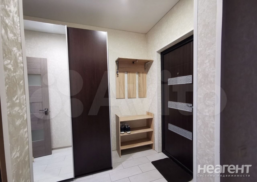 Сдается 2-х комнатная квартира, 64,4 м²