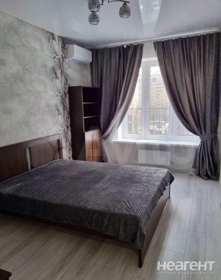 Сдается 1-комнатная квартира, 40 м²