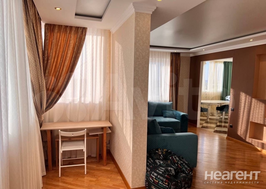 Продается 3-х комнатная квартира, 105 м²