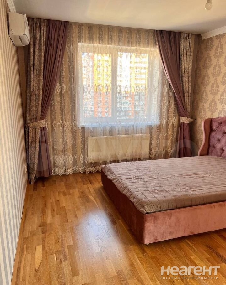 Продается 3-х комнатная квартира, 105 м²