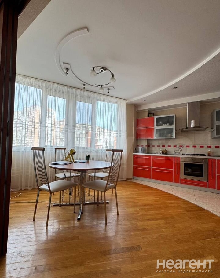 Продается Многокомнатная квартира, 112,5 м²