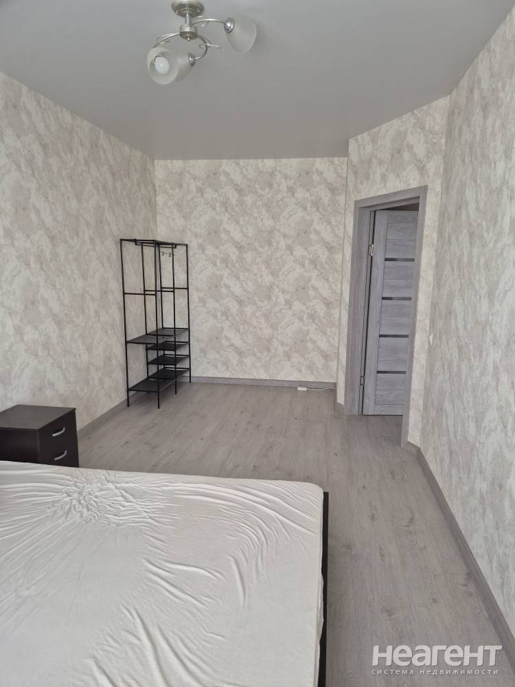 Сдается 1-комнатная квартира, 32 м²