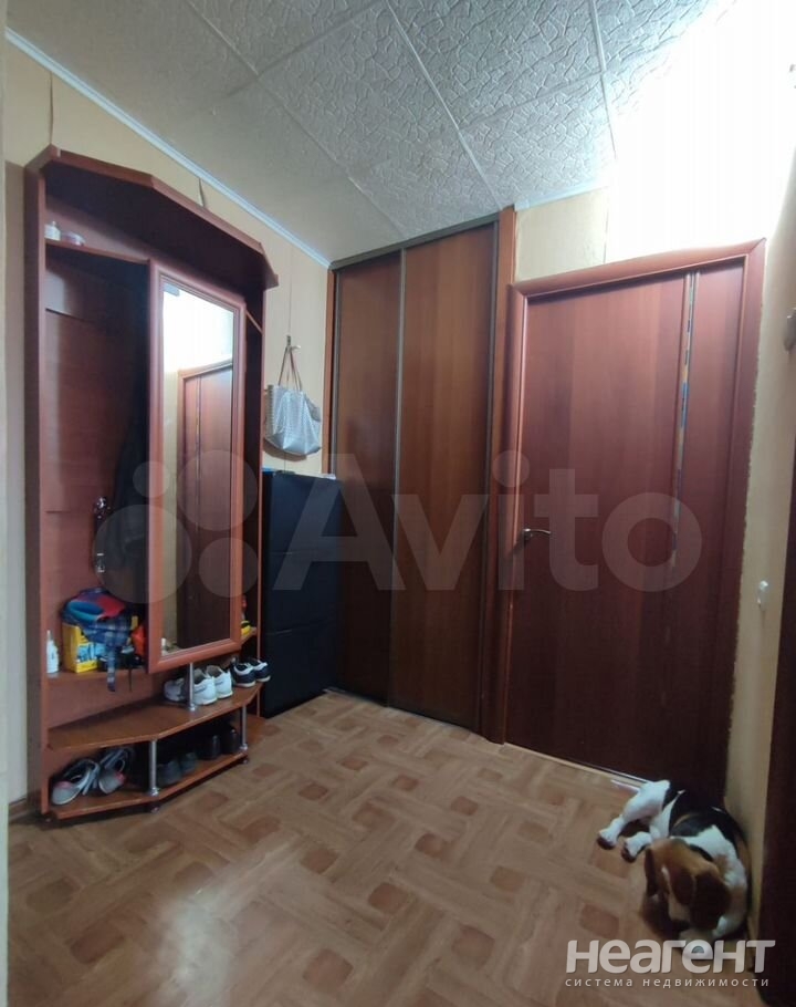 Продается Многокомнатная квартира, 60 м²