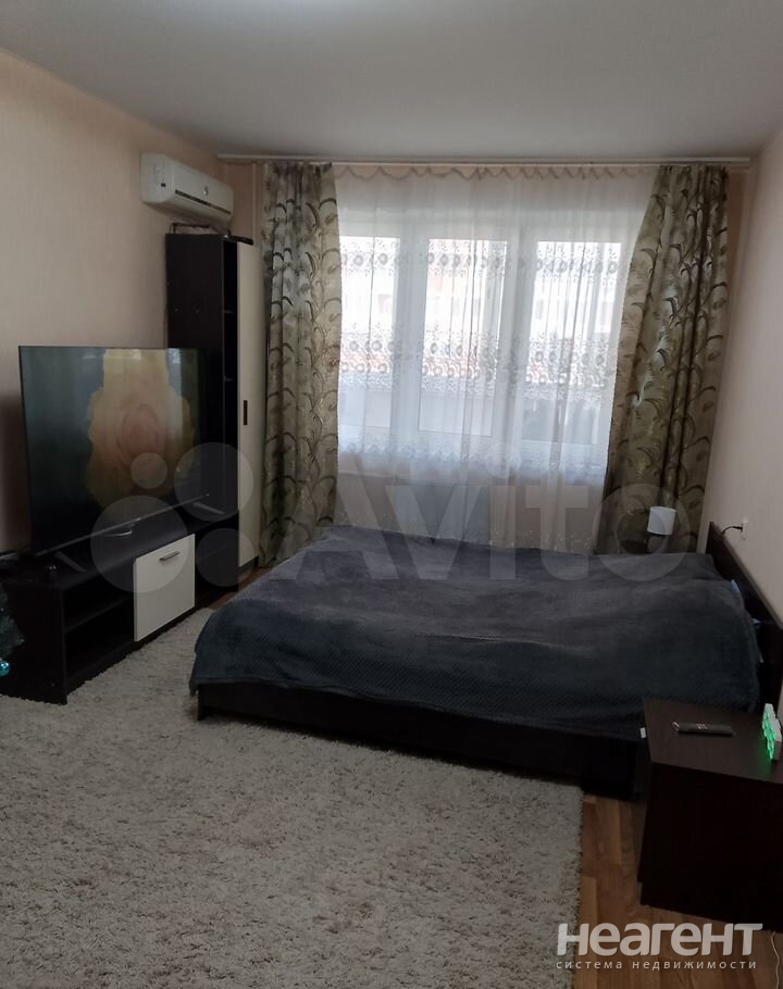 Продается 1-комнатная квартира, 37,7 м²