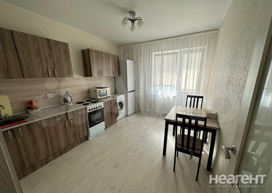 Продается 1-комнатная квартира, 36,4 м²