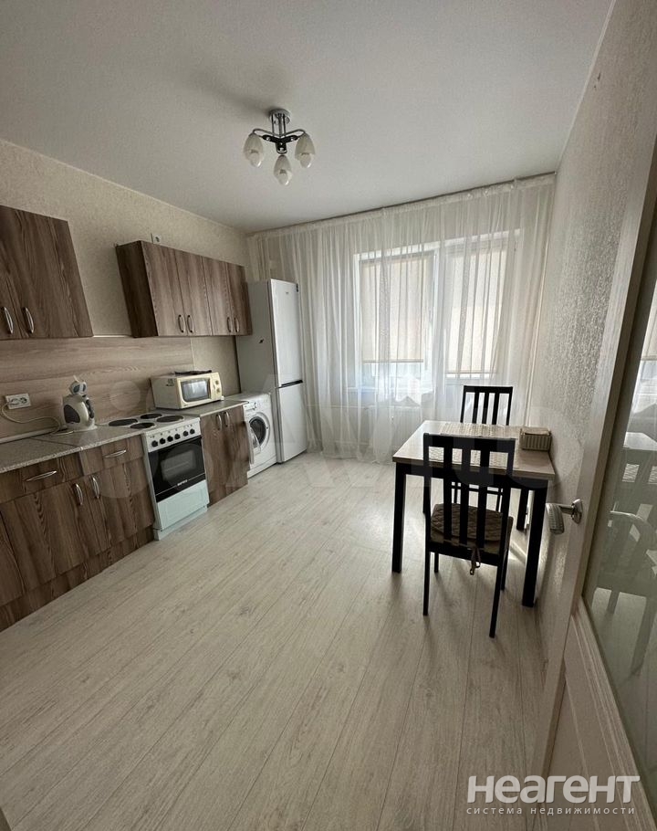 Продается 1-комнатная квартира, 36,4 м²