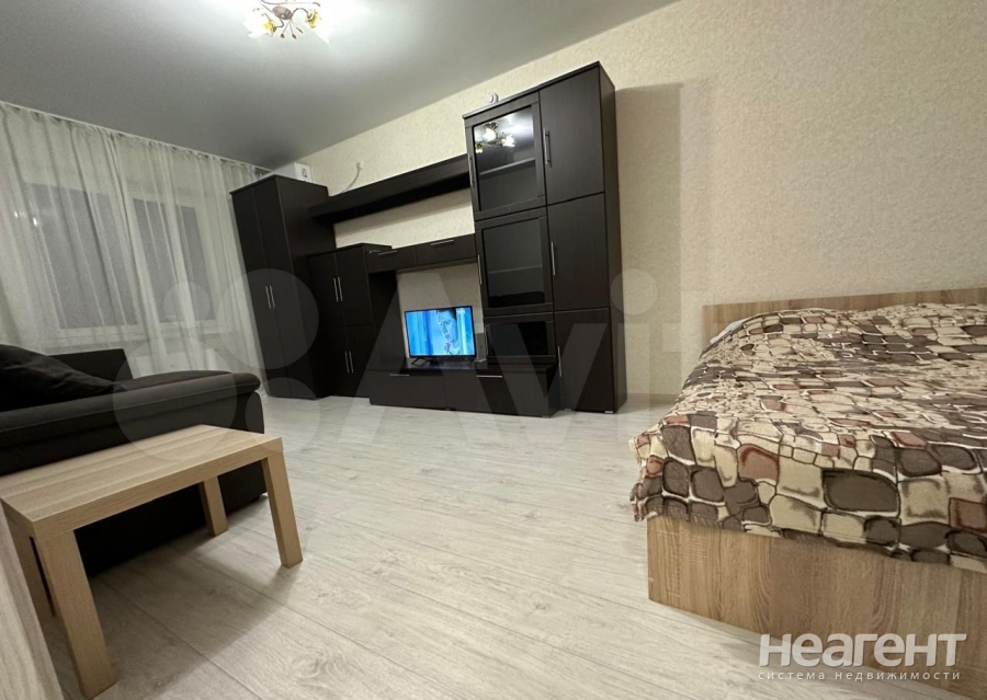 Продается 1-комнатная квартира, 36,4 м²