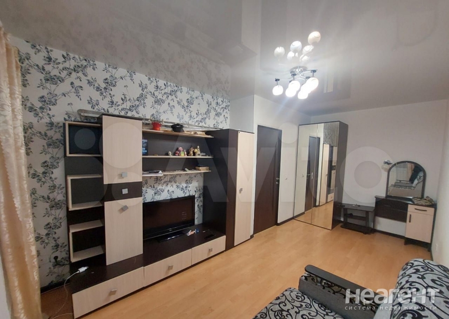 Продается 1-комнатная квартира, 30,4 м²