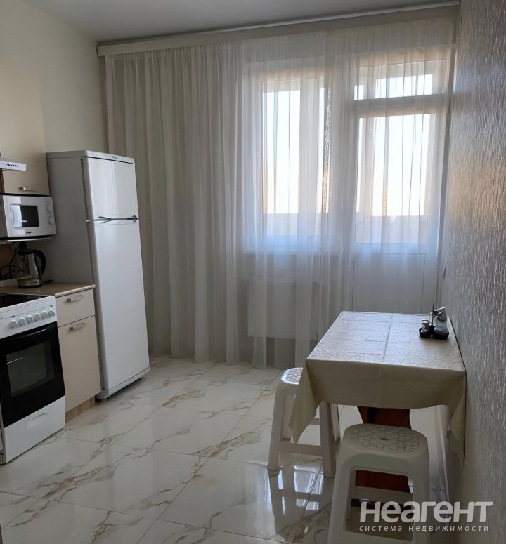 Сдается 1-комнатная квартира, 40,3 м²