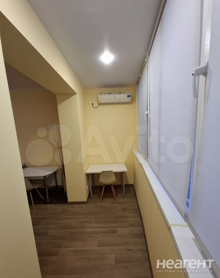 Сдается 1-комнатная квартира, 53,4 м²