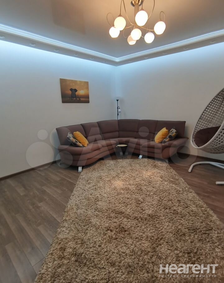 Продается Многокомнатная квартира, 96,3 м²