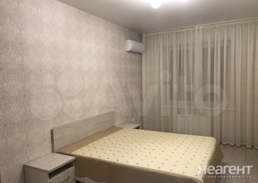 Сдается 2-х комнатная квартира, 63 м²