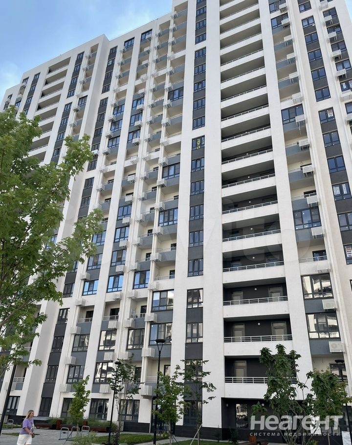 Продается 1-комнатная квартира, 38,6 м²