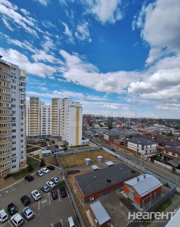 Продается 1-комнатная квартира, 38 м²