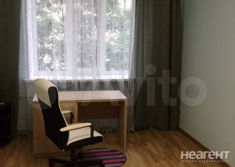 Сдается 1-комнатная квартира, 36 м²