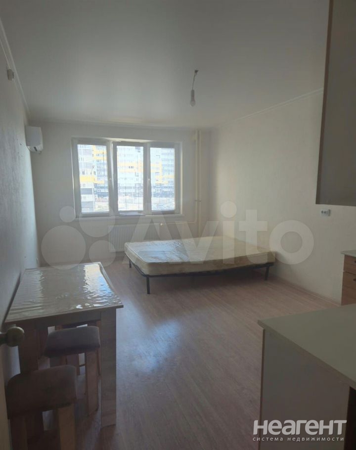 Сдается 1-комнатная квартира, 44 м²