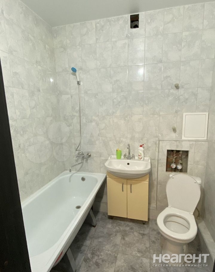 Продается 1-комнатная квартира, 39 м²