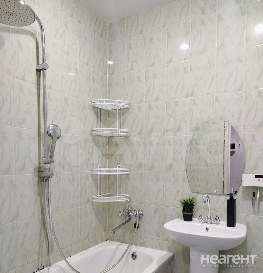 Продается 1-комнатная квартира, 34 м²