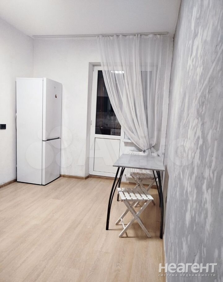 Продается 1-комнатная квартира, 34 м²