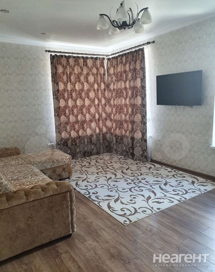 Сдается 2-х комнатная квартира, 60 м²