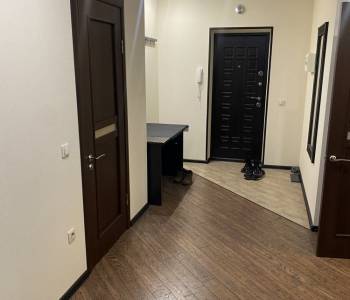 Сдается 1-комнатная квартира, 56 м²