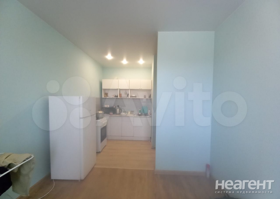 Продается 1-комнатная квартира, 37 м²