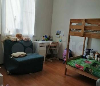 Продается 1-комнатная квартира, 78 м²