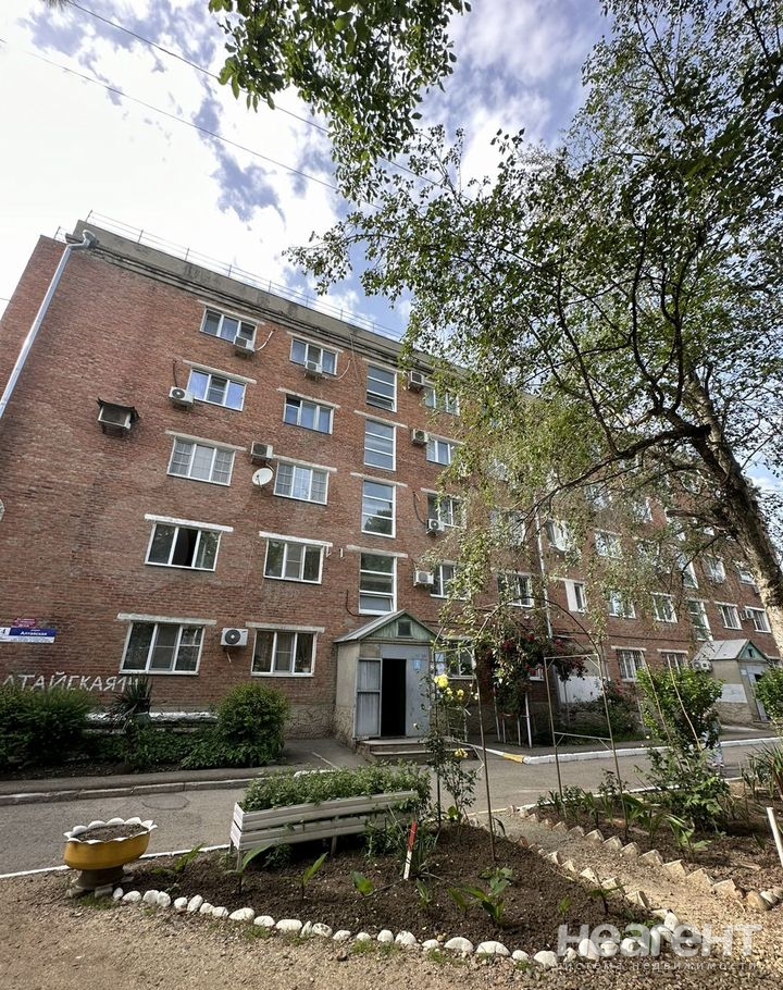 Продается Многокомнатная квартира, 101,4 м²