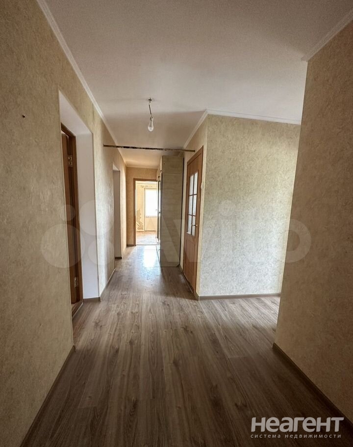 Продается Многокомнатная квартира, 101,4 м²