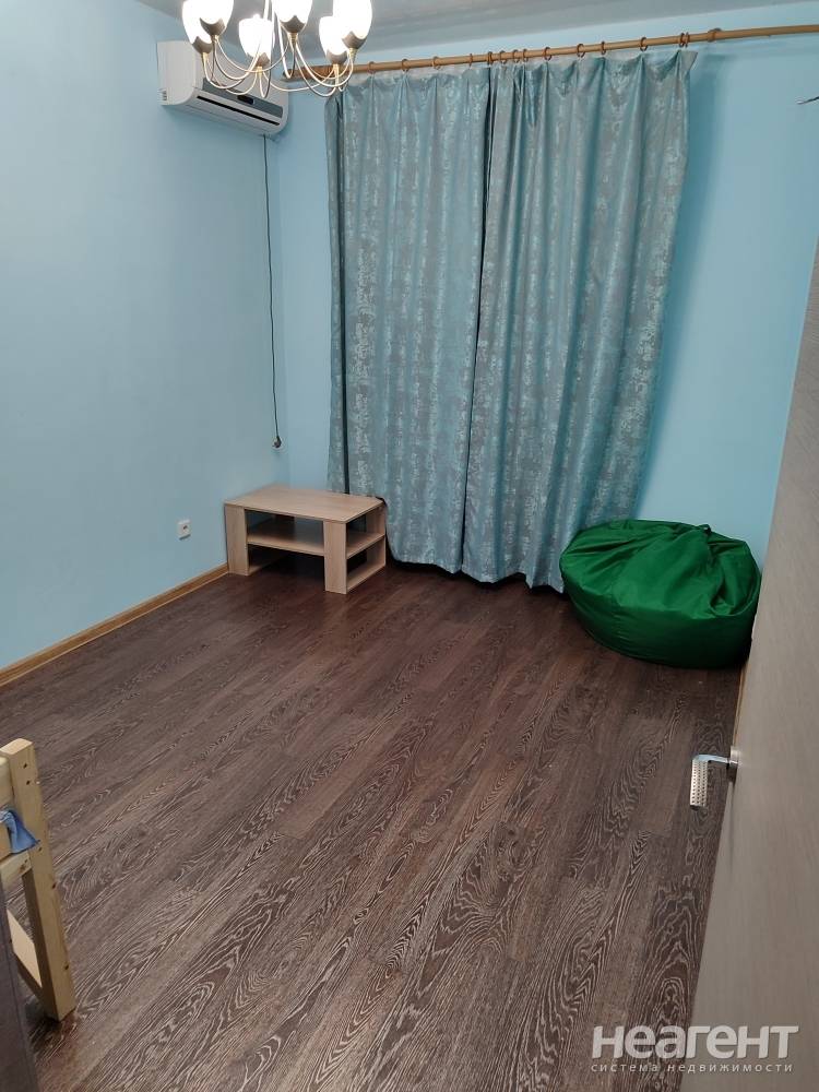 Сдается 1-комнатная квартира, 30 м²