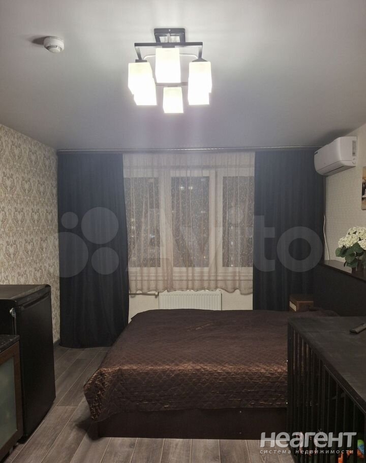 Продается 1-комнатная квартира, 37,9 м²