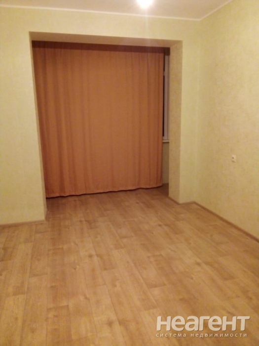 Продается 1-комнатная квартира, 35 м²