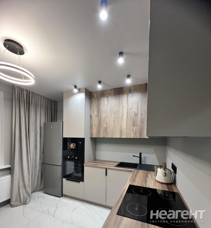 Сдается 1-комнатная квартира, 40 м²