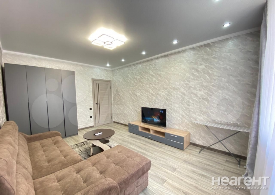 Продается 2-х комнатная квартира, 56 м²