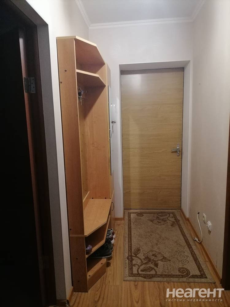 Продается 1-комнатная квартира, 32 м²