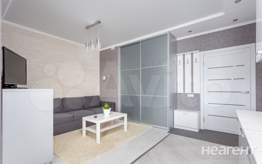 Продается 1-комнатная квартира, 46,6 м²