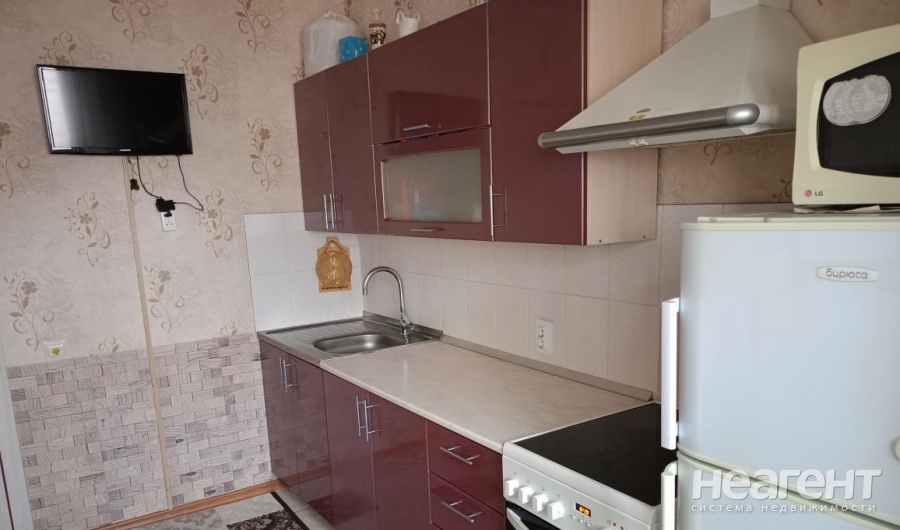 Продается 1-комнатная квартира, 37 м²