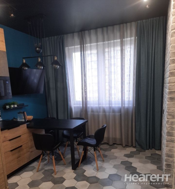 Продается 2-х комнатная квартира, 54 м²