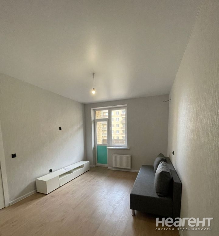 Сдается 1-комнатная квартира, 40 м²