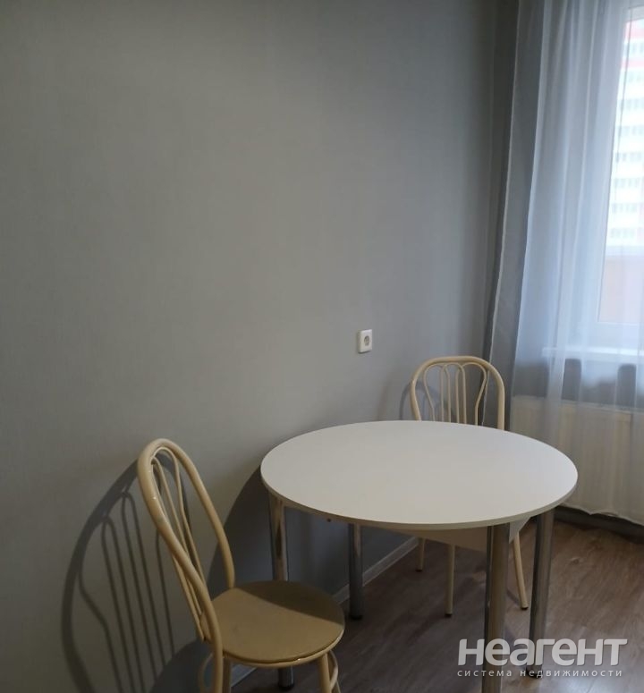 Сдается 1-комнатная квартира, 39,52 м²