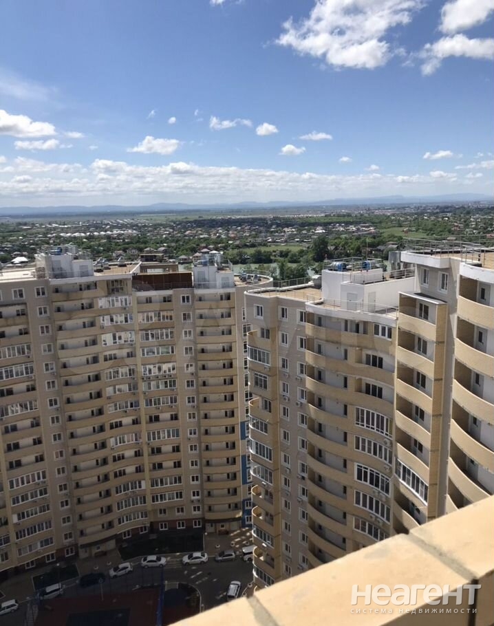 Продается 1-комнатная квартира, 48 м²