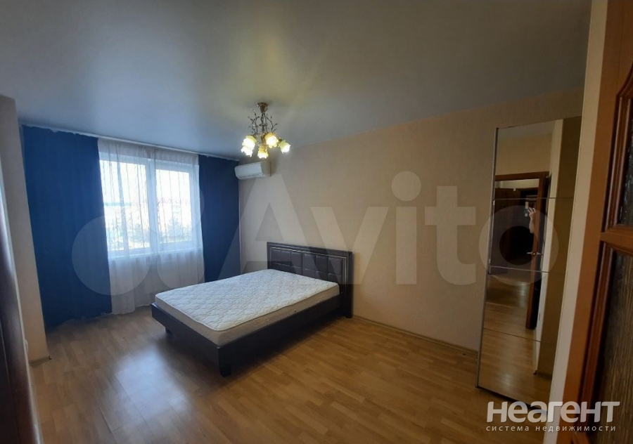 Сдается 2-х комнатная квартира, 69 м²