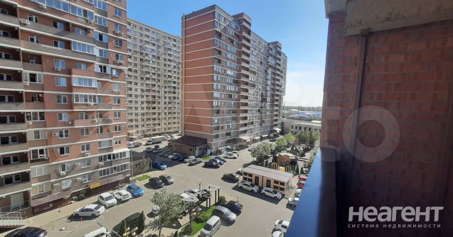 Продается 1-комнатная квартира, 37,5 м²