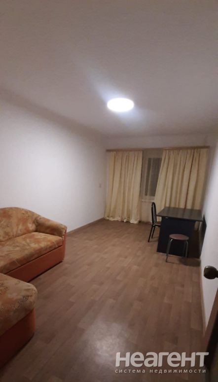 Сдается 2-х комнатная квартира, 55 м²