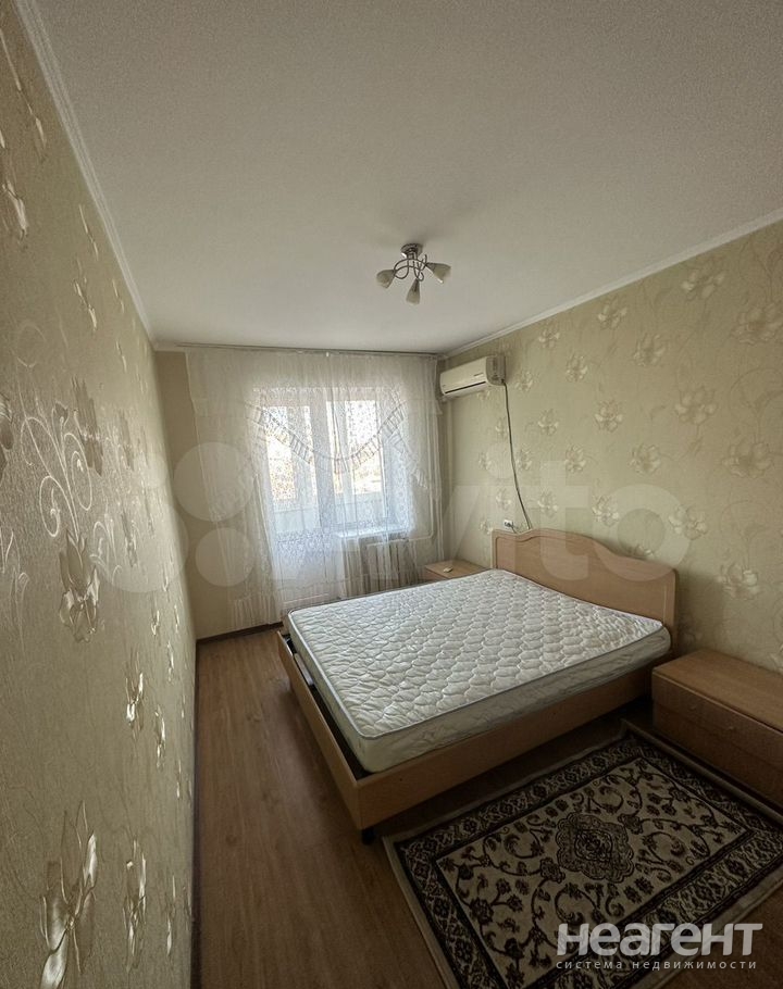 Сдается Многокомнатная квартира, 64 м²