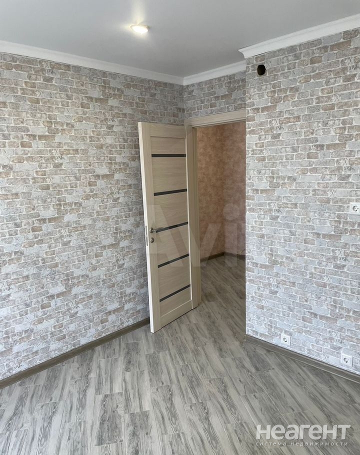 Продается 1-комнатная квартира, 32,8 м²