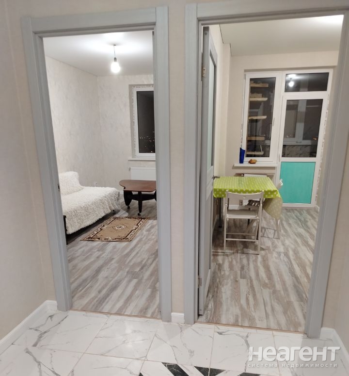 Сдается 1-комнатная квартира, 41 м²